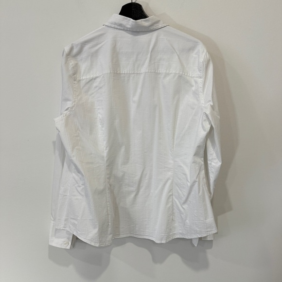 IZOD Women's White Collared Shirt size XL - Picture 15 of 16